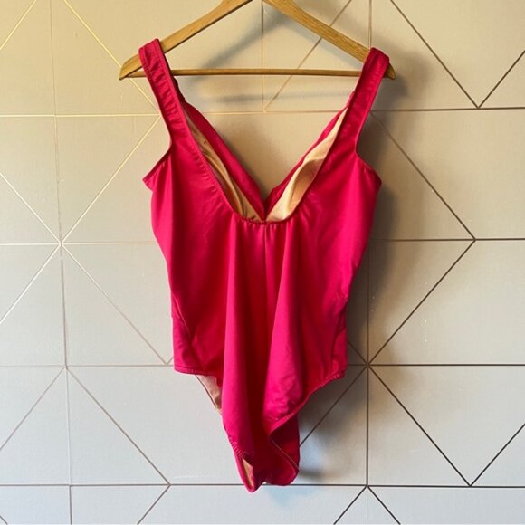 Miraclesuit Hot Pink One Piece Swimsuit - Picture 4 of 9